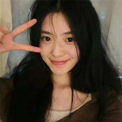 我的同桌是校花